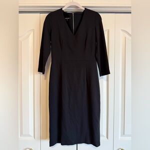 JUDITH & CHARLES | Black V-Neck Sheath 3/4 Sleeve Dress
